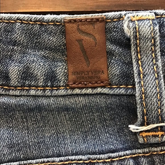 Simply Vera Vera Wang Mid rise Skinny Jeans - Picture 5 of 9